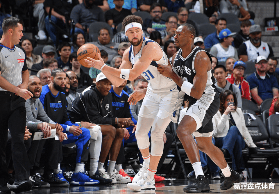 包含独行侠队客场战胜马刺,前进季后赛之路的词条 包含独行侠队客场战胜马刺,前进季后赛之路的词条