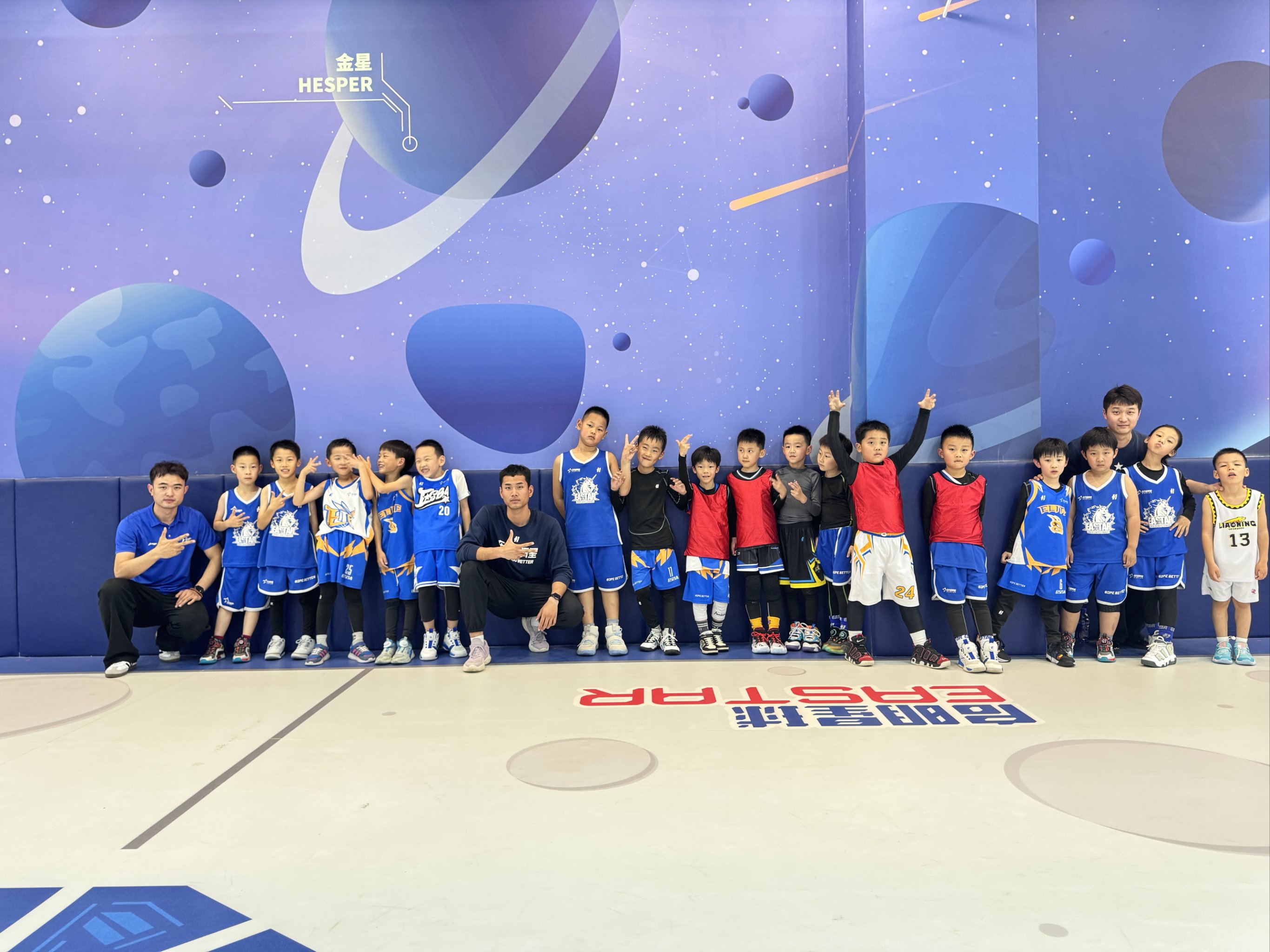 开云体育官方网站-战队战术得当，赢得比赛的关键在于团队合作