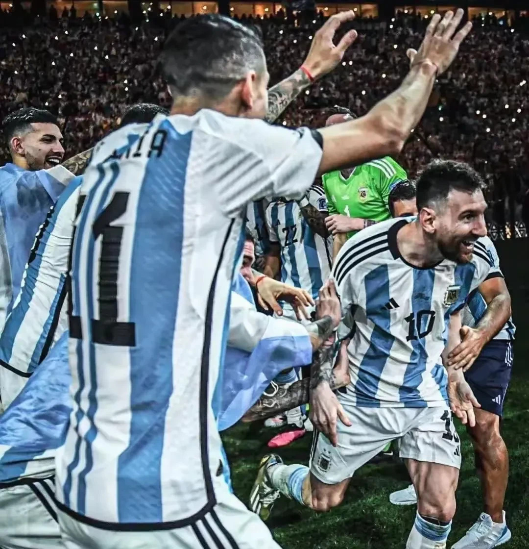 巴萨主场不敌曼城，梅西独造一球的简单介绍