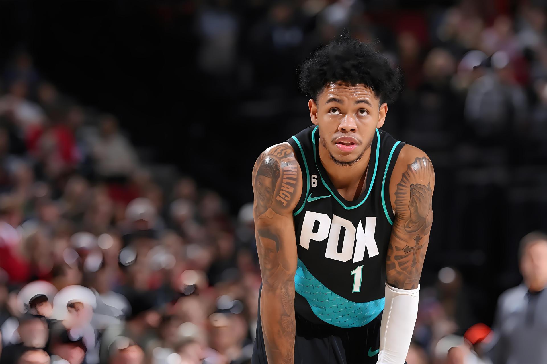 开拓者防守失误频频，遭遇三连败的简单介绍