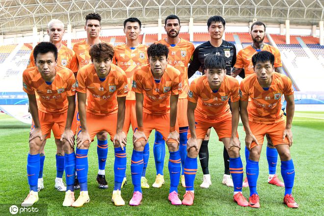 恒大对阵韩国球队，争夺决赛席位