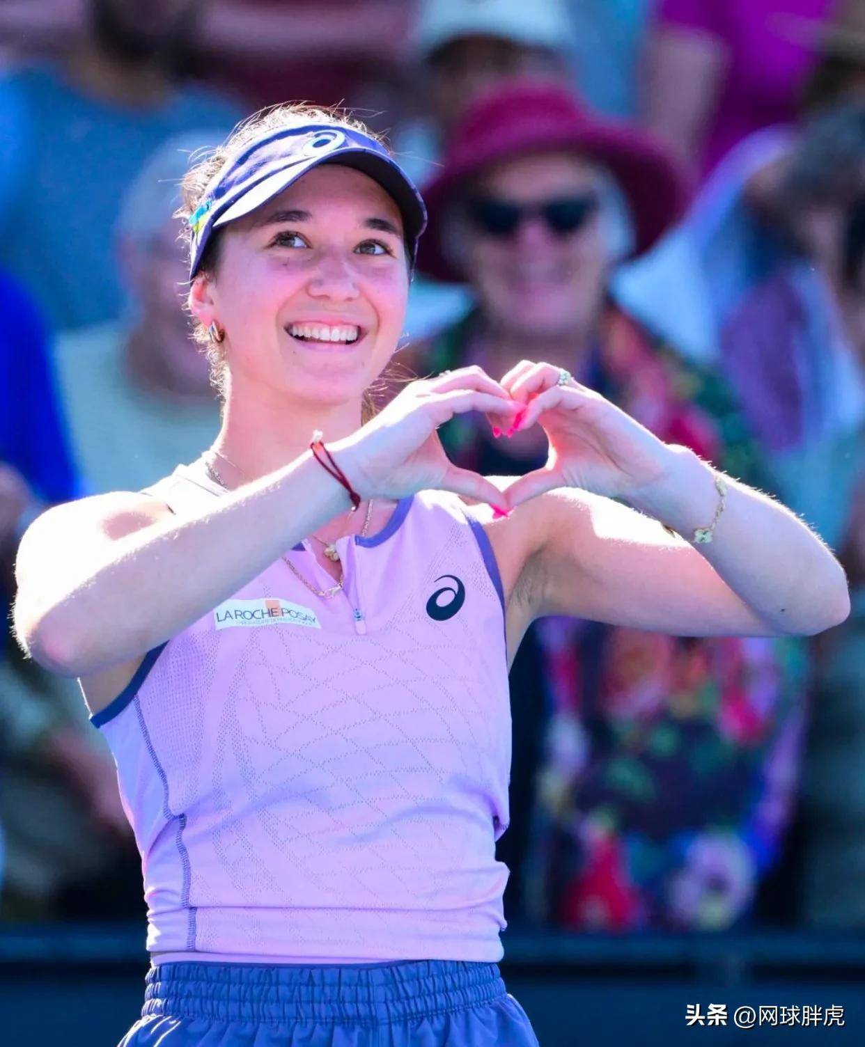 关于澳大利亚游泳选手再次登上领奖台的信息