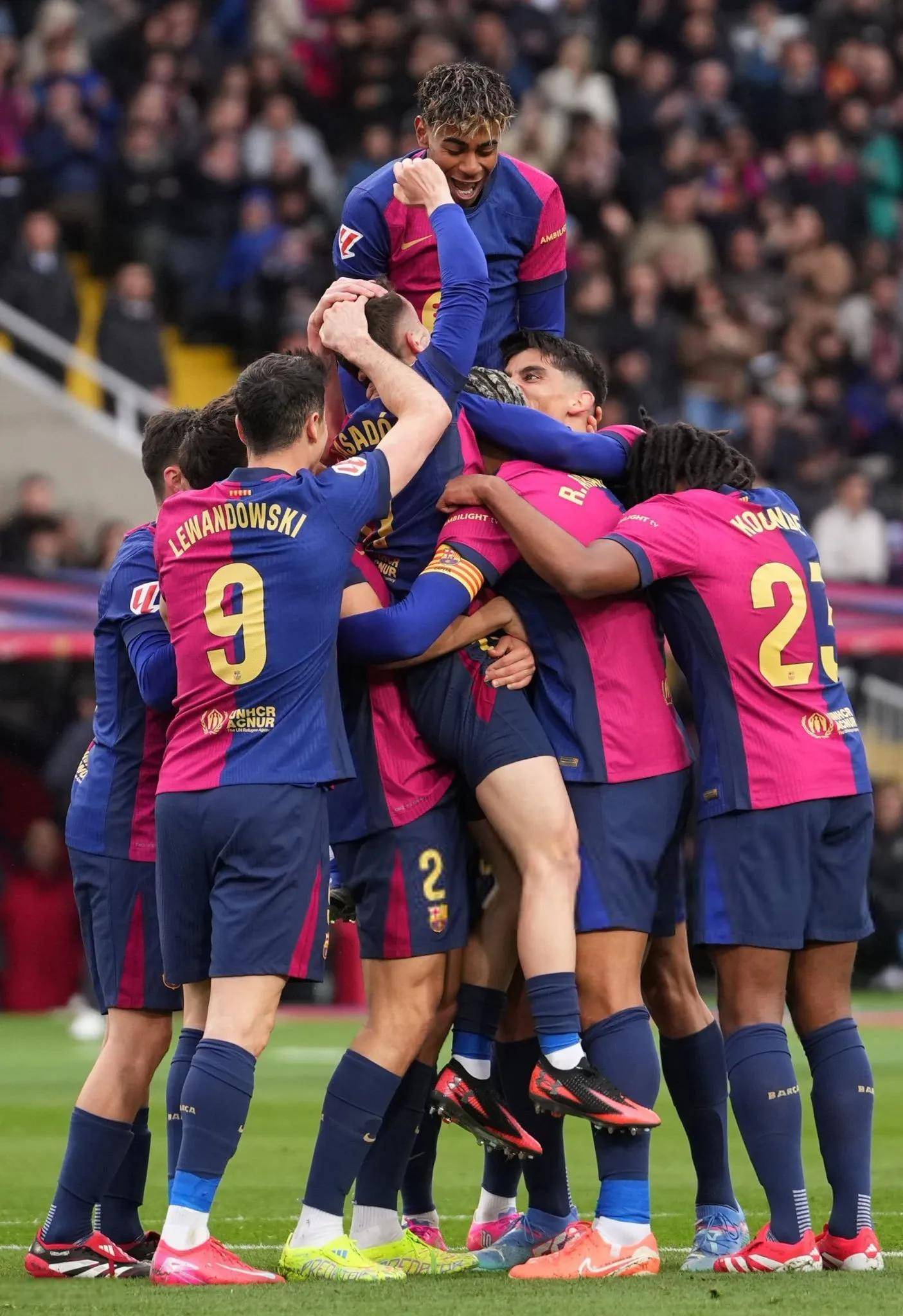 曼联逆转获胜，实现一波三折