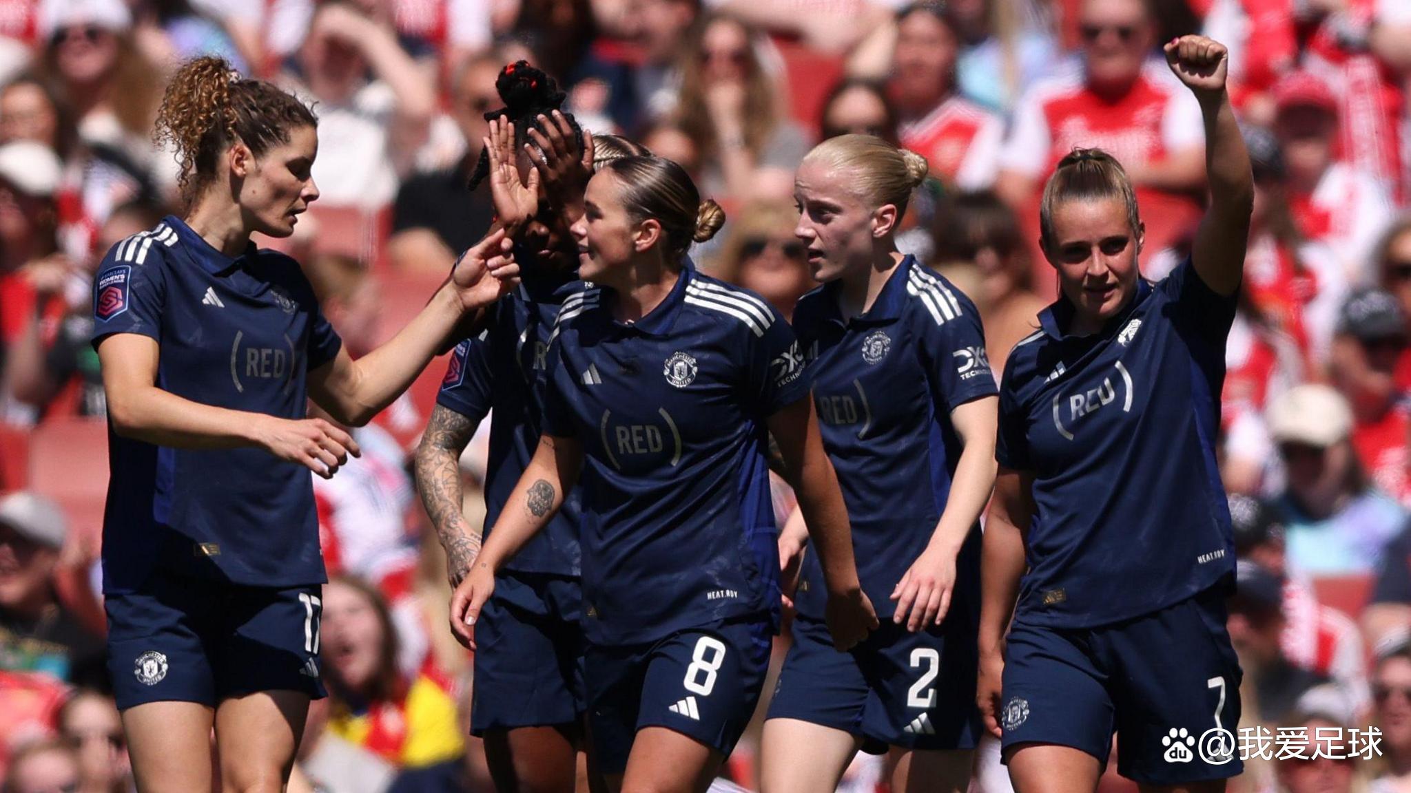 开云体育中国-曼联鏖战不敌平局，欧冠席位争夺命悬一线