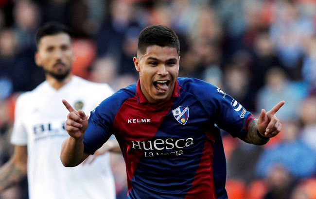 开云下载-韦斯卡战胜埃尔切，取得积分的简单介绍