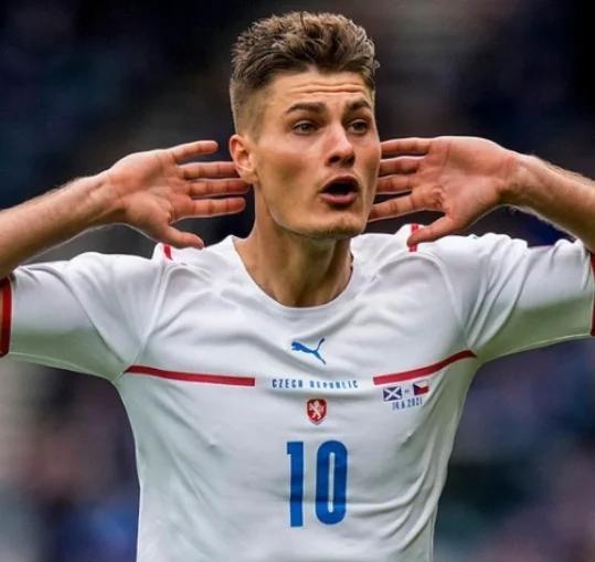 捷克队以出色的表现惊艳全场观众