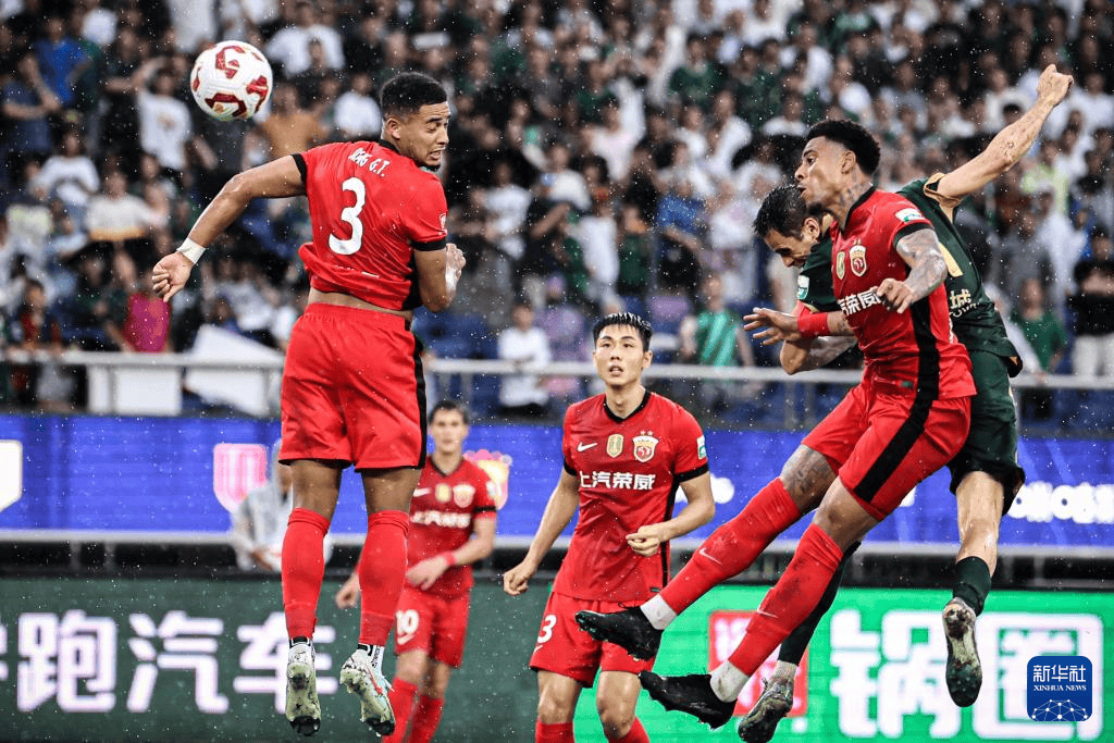 包含国安主场告捷，继续领跑中超积分榜的词条