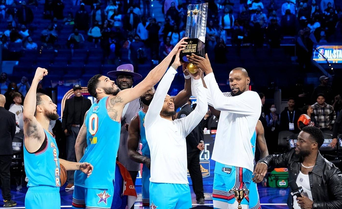 NBA全明星周末抢眼表现，球迷狂欢气氛高涨