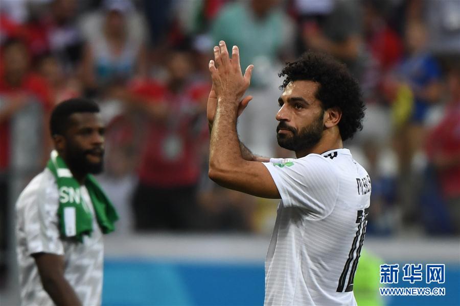 开云体育官方网站-埃及队新教练向球员发表激励讲话