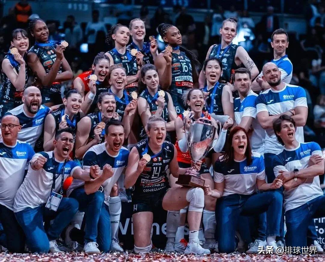 男子排球半决赛，俄罗斯队取胜