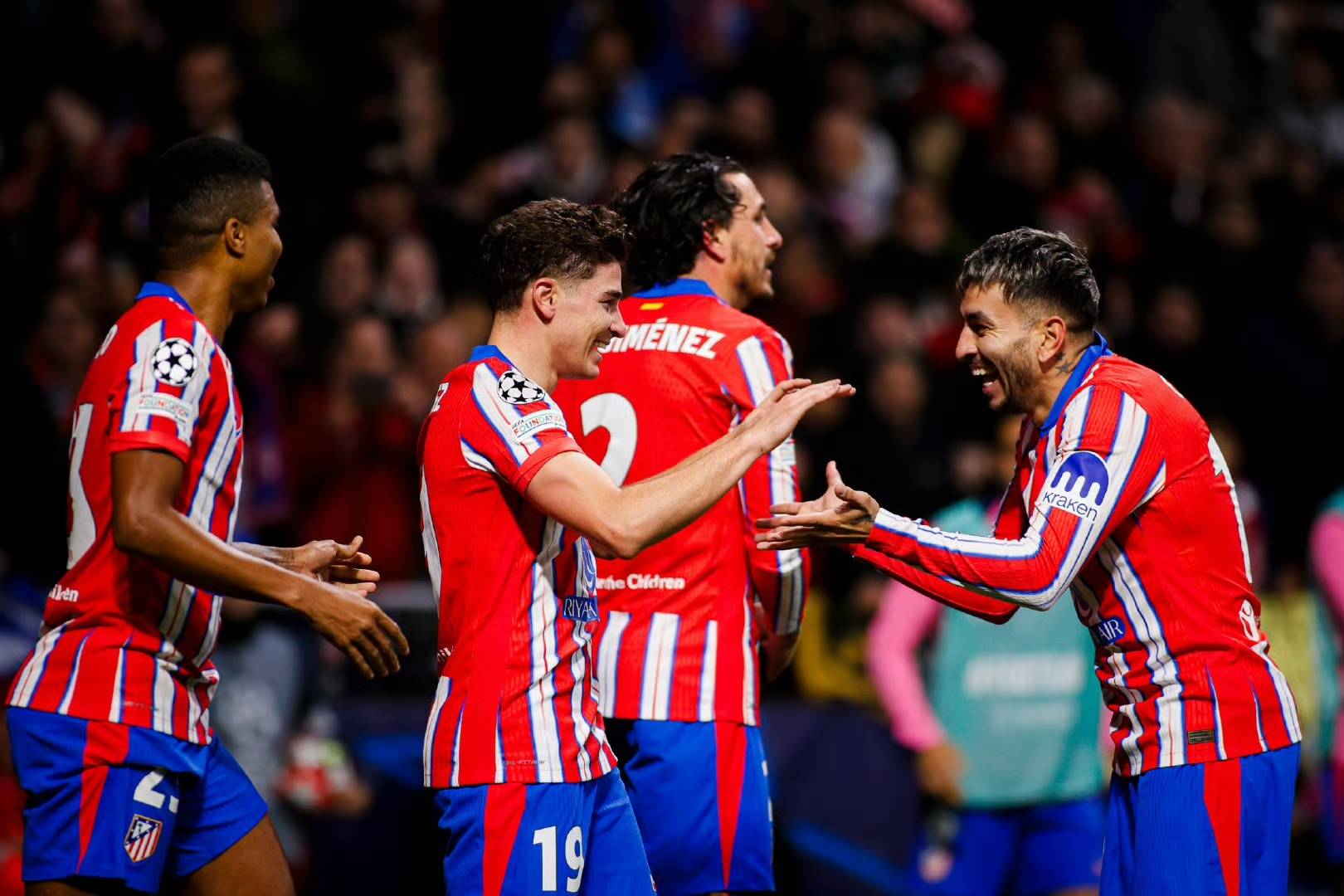 雷恩队展现出色竞技精神,欧冠赛场气势如虹 雷恩队展现出色竞技精神,欧冠赛场气势如虹