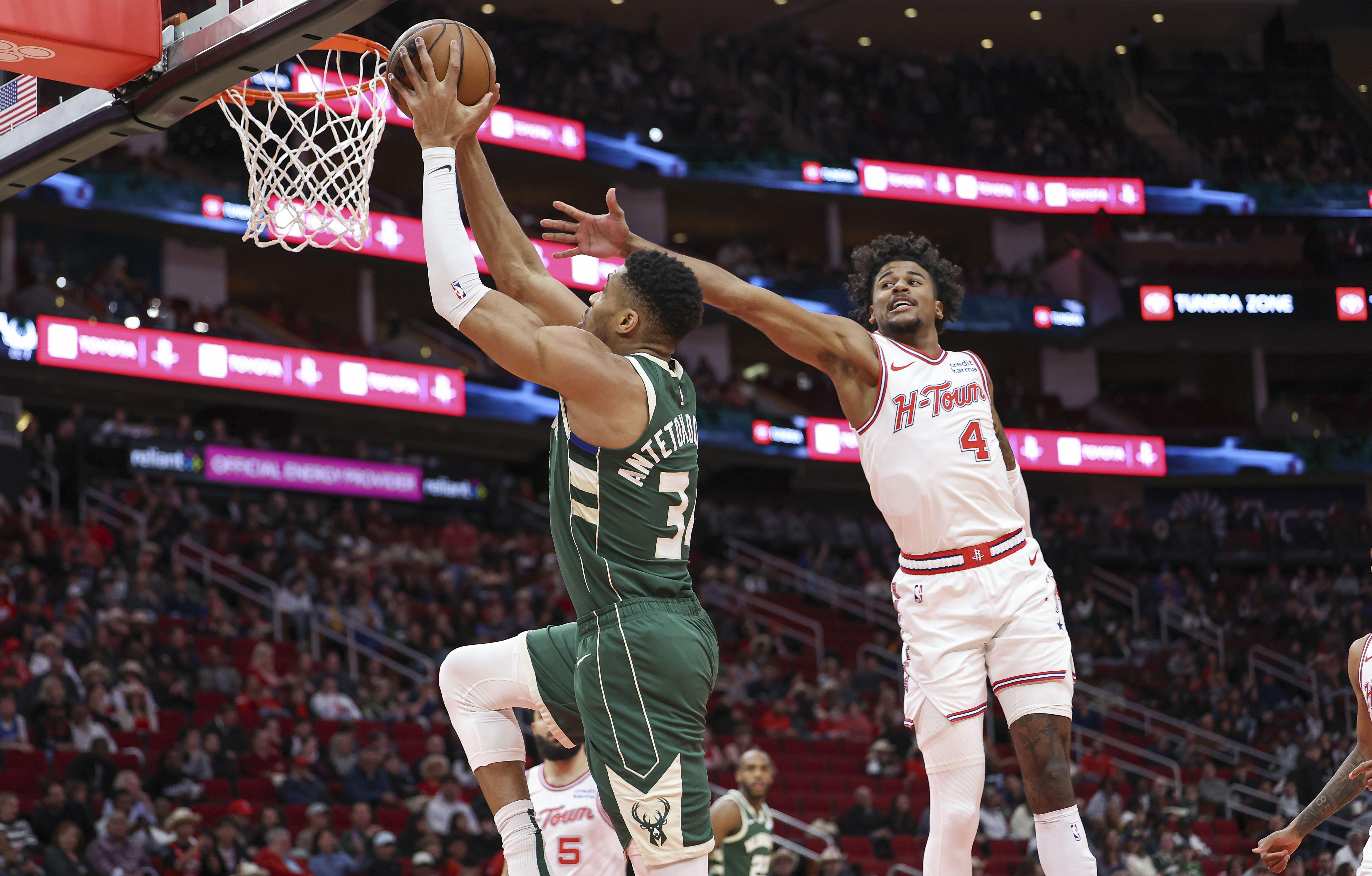 印第安纳步行者举办青少年篮球营,关爱下一代的简单介绍 印第安纳步行者举办青少年篮球营,关爱下一代的简单介绍