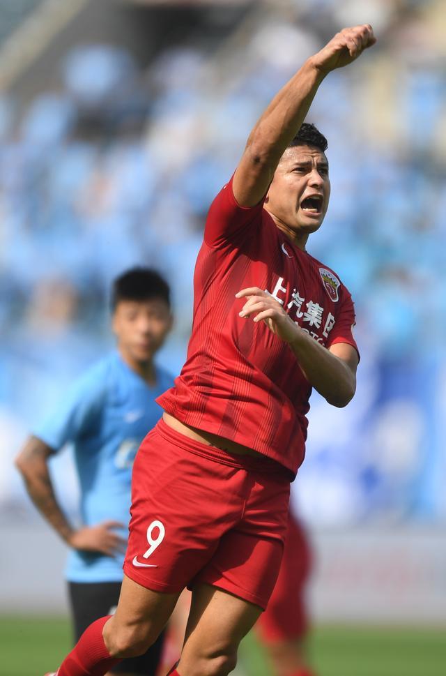 大连一方力克上海上港,成功逆转取得胜利 大连一方力克上海上港,成功逆转取得胜利