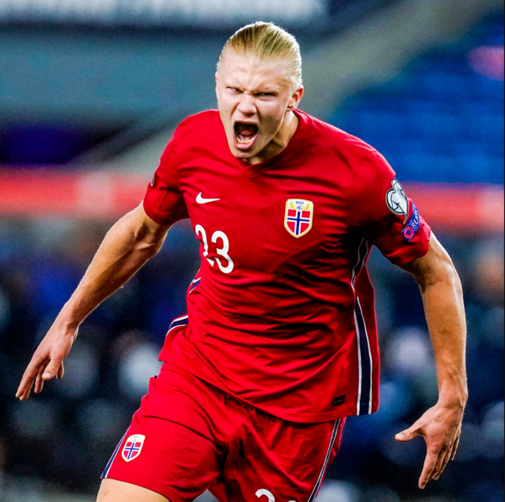 开云体育平台APP-挪威选手血拼争夺，斗志昂扬