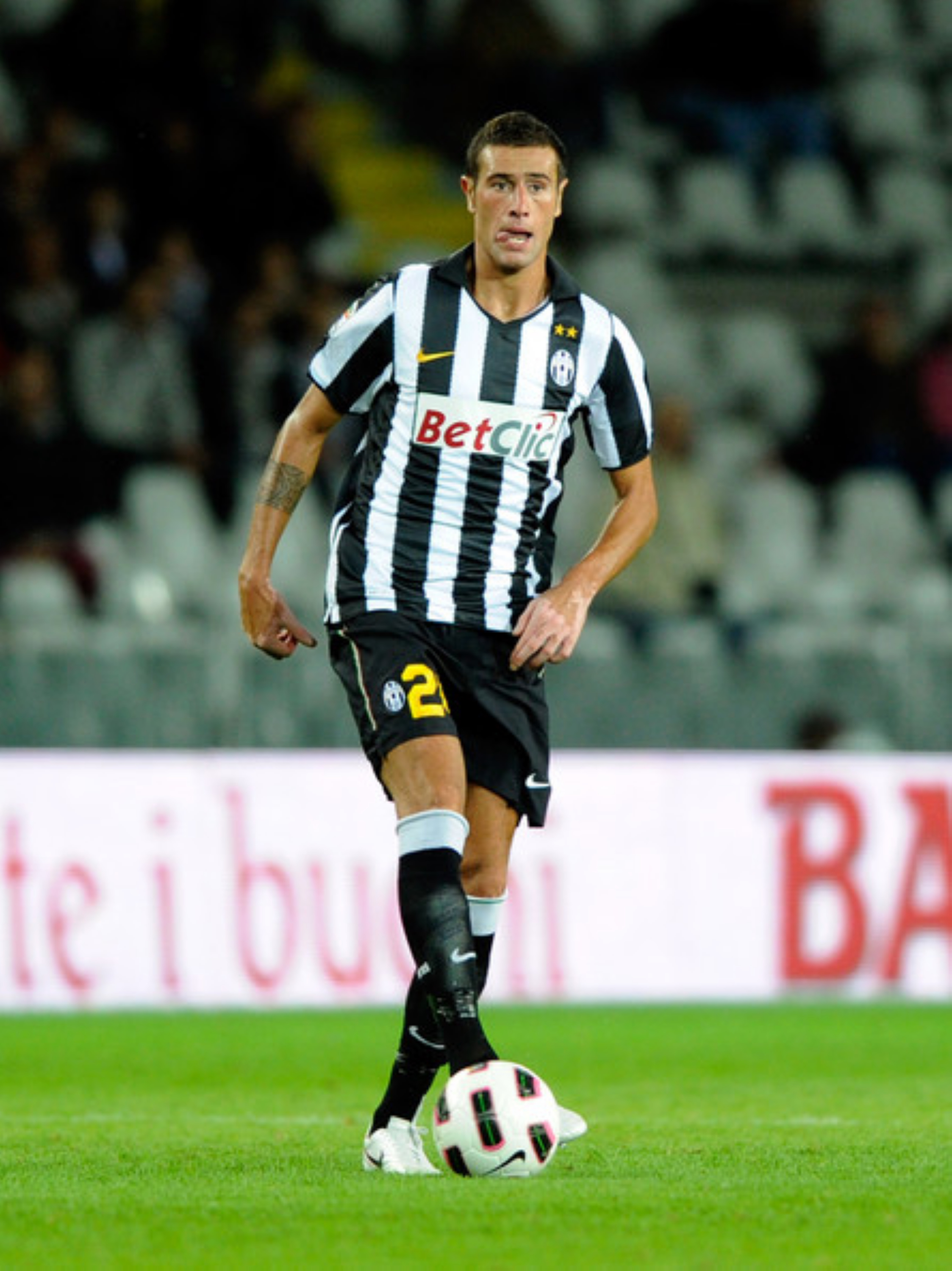 开云体育-乌迪内斯主场大捷巴勒莫！马帝亚昂建功领先取胜