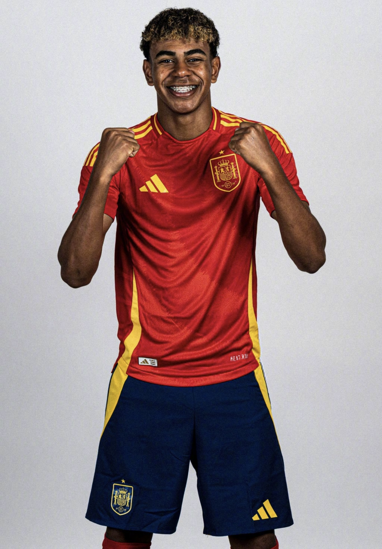 开云体育登录-包含精彩不断，欧洲杯预选赛势不可挡的词条