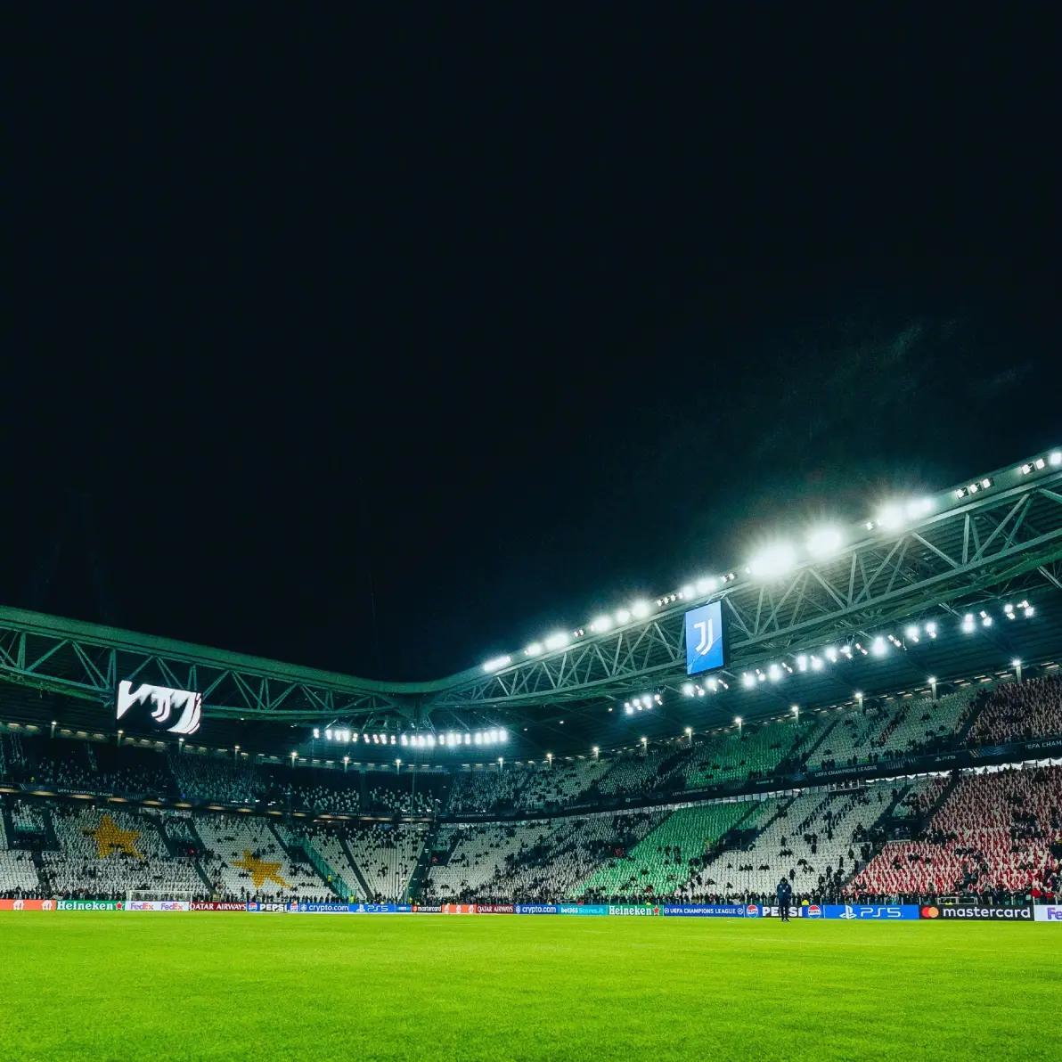 开云平台-尤文图斯陷入不败之地，小组赛形势不容乐观