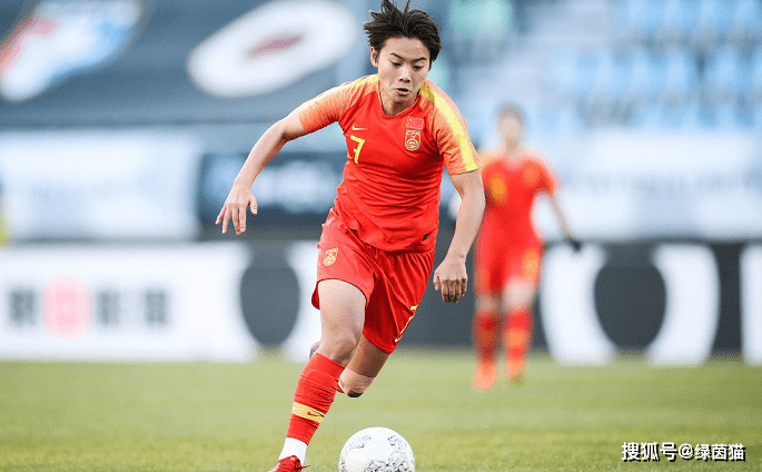开云体育官方网站-女子足球聚焦走红，实力派球员纷纷亮相