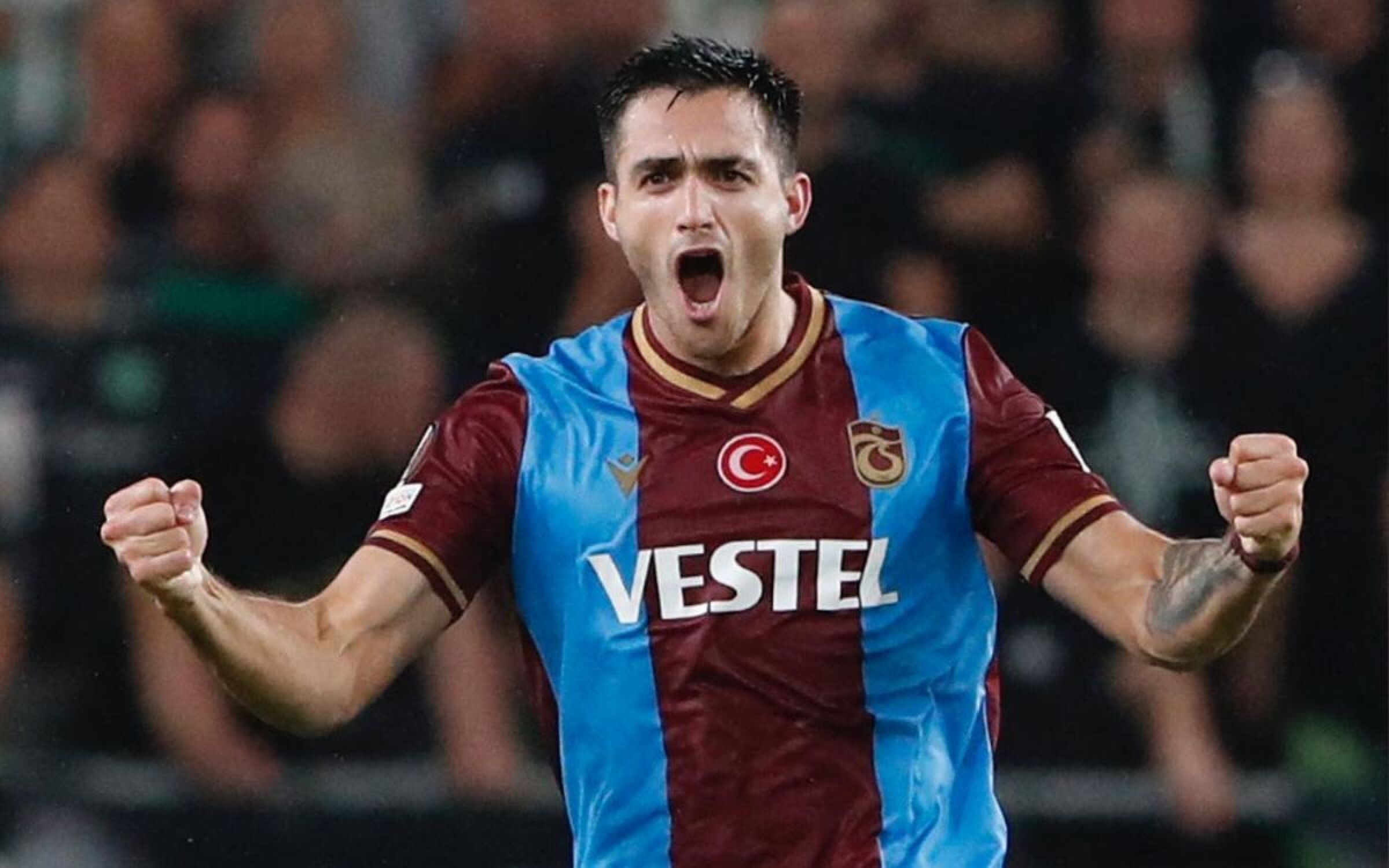 乌拉圭主帅迪亚马特力挺球队：要求遵循战术安排