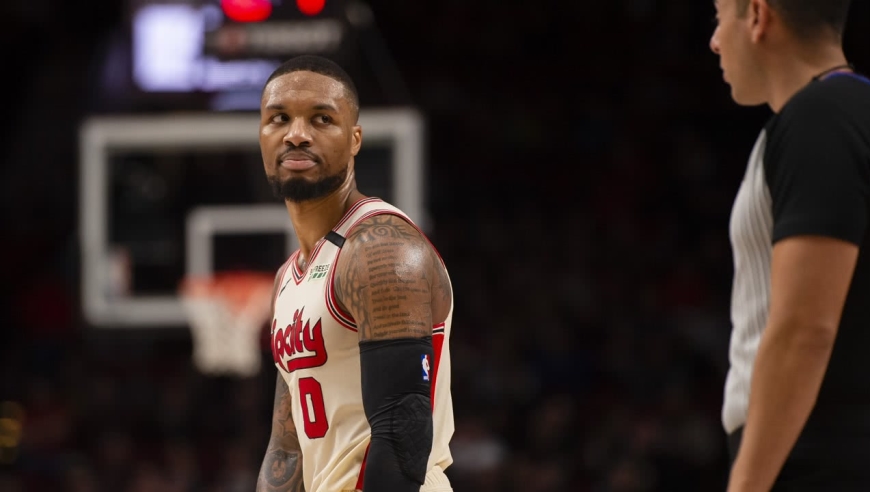 独行侠完胜福建队,利拉德扛起全队的简单介绍 独行侠完胜福建队,利拉德扛起全队的简单介绍