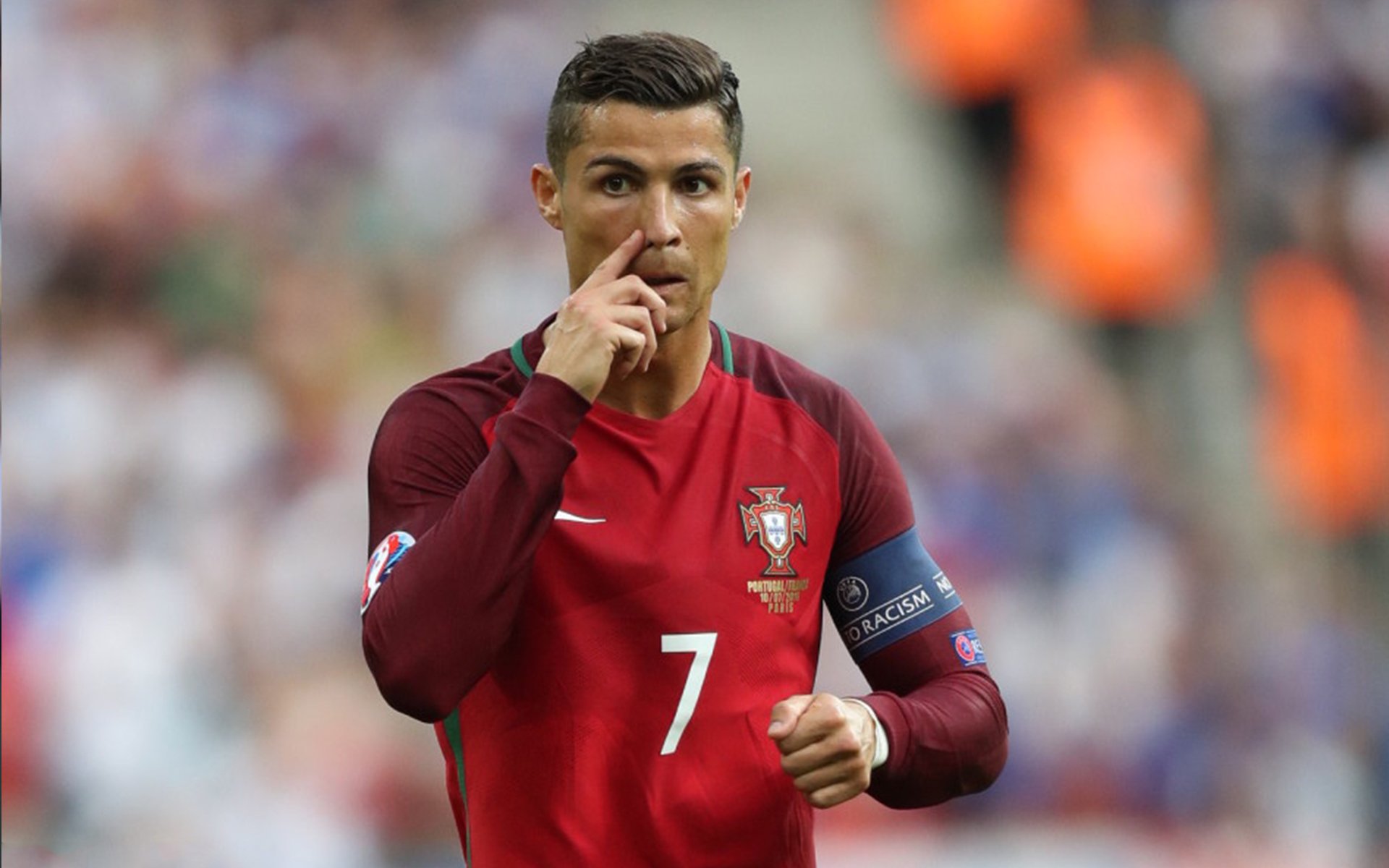 开云体育入口-天穹与大地，英雄在命运回合的挺身而出